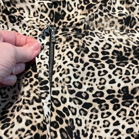 VINCE CAMUTO (NWT) LEOPARD PRINT DRESS SIZE 8 - Picture 6 of 15